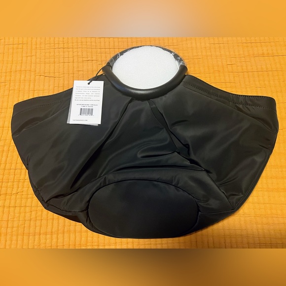 NWT- Transience Gather Around Bag - Black - Picture 9 of 10
